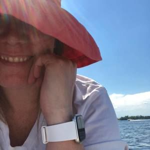 Meet your Posher, Chrissy-todd